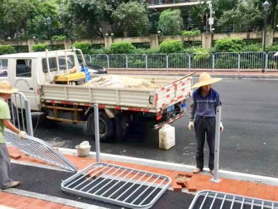 市政护栏交通护栏批发定制 广州城市道路隔离栏厂家