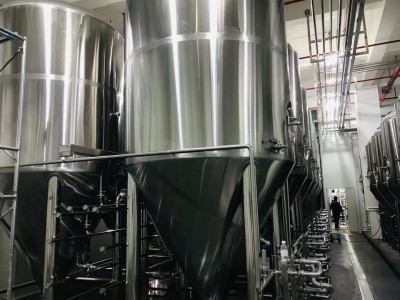 3吨精酿啤酒酿造设备厂家 小啤酒厂啤酒设备