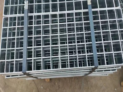 插接式钢格板     下水道沟盖板      不锈钢网格板