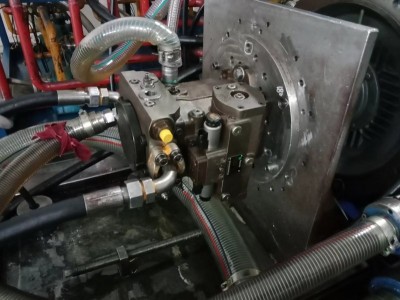 维修力士乐A4VG125液压泵