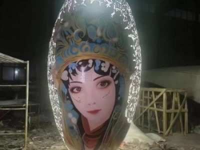 戏曲文化 国潮彩绘脸谱雕塑 镂空鸡蛋不锈钢雕塑